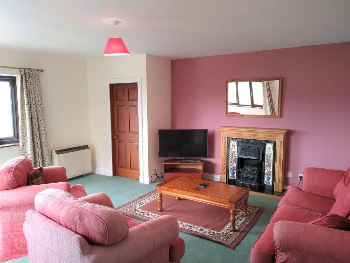 Tyddyn Crwn Country-House Apartments Beaumaris Exterior photo